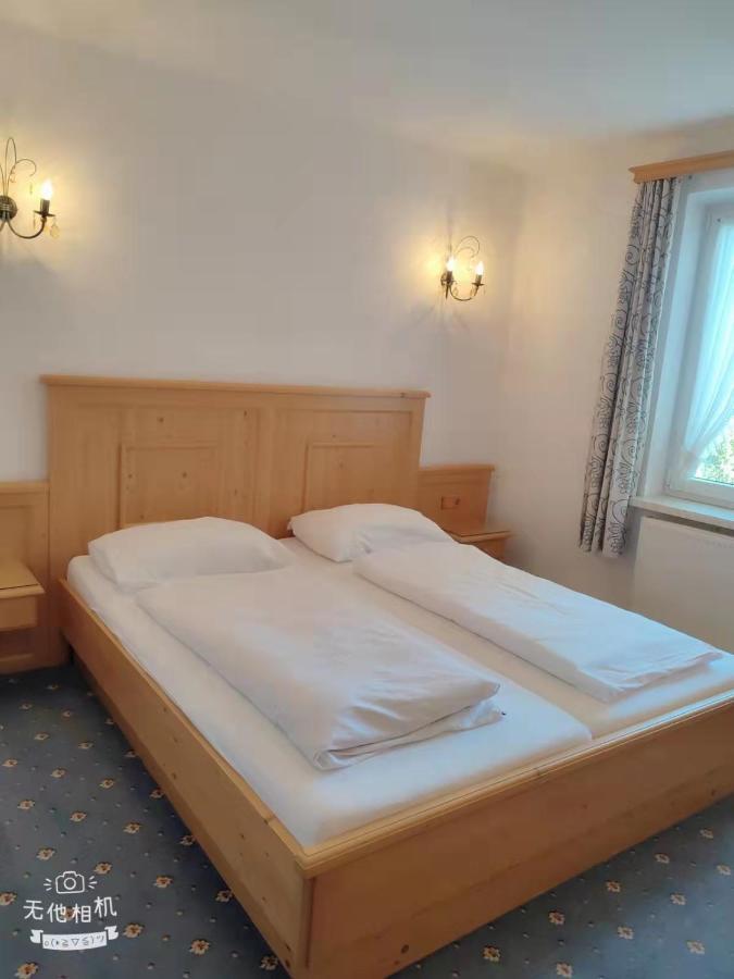 Pension Artstetten Exterior foto